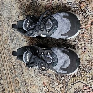 Nike Air React 270 sneakers!!